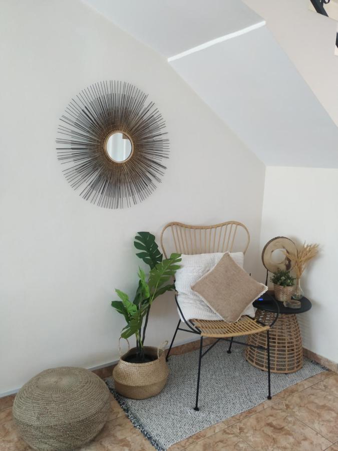 Melanos Residence 2 Bdrm Townhouse With Private Pool Хлоракас Экстерьер фото